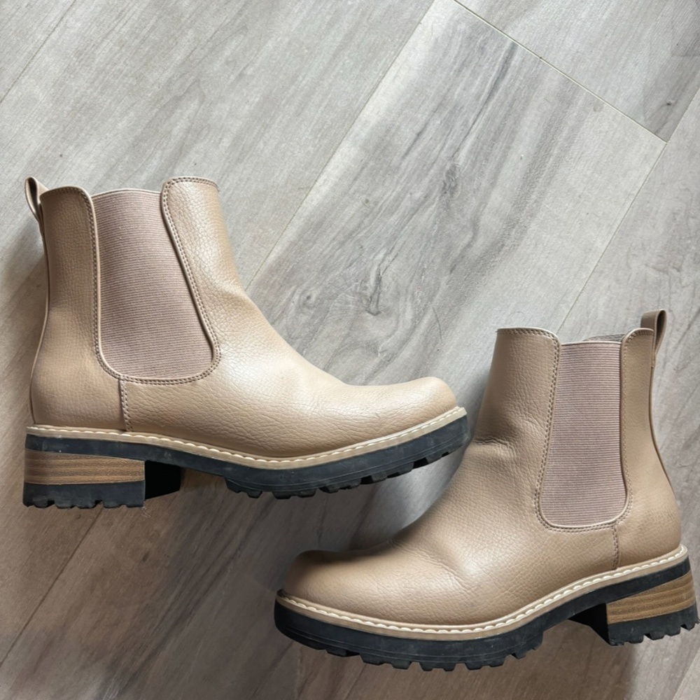 Tan Boots